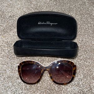 Women’s Ferragamo Shades